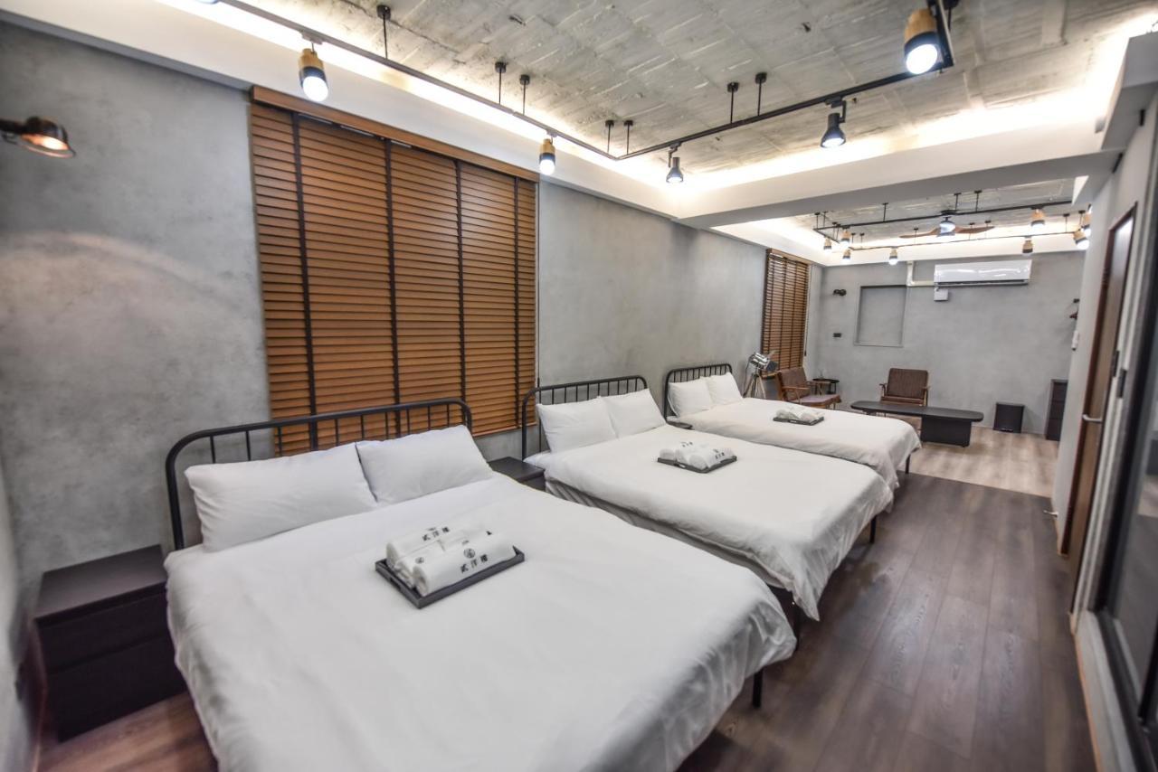 Eryang Homestay تاينان المظهر الخارجي الصورة